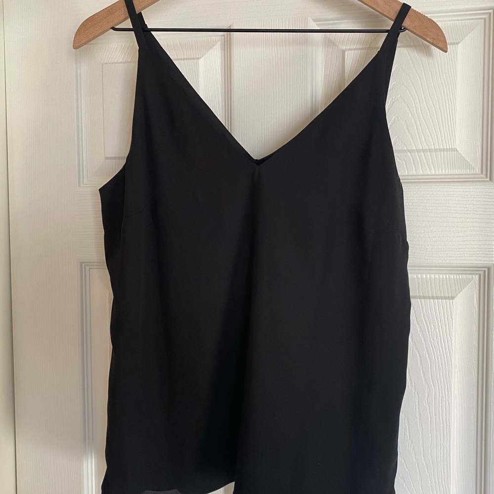 Chic Black Sleeveless Top